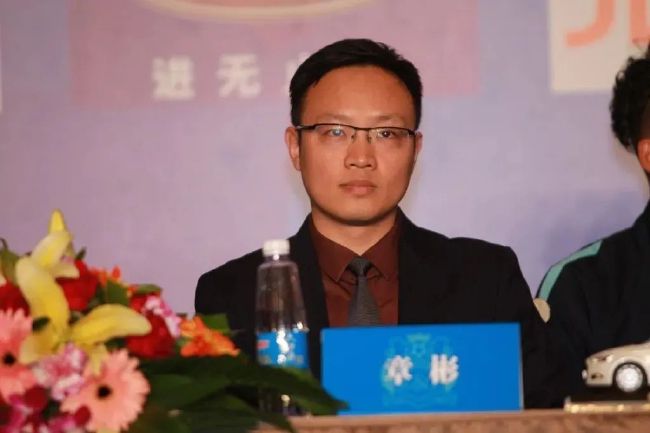 蜜桃红桃视频